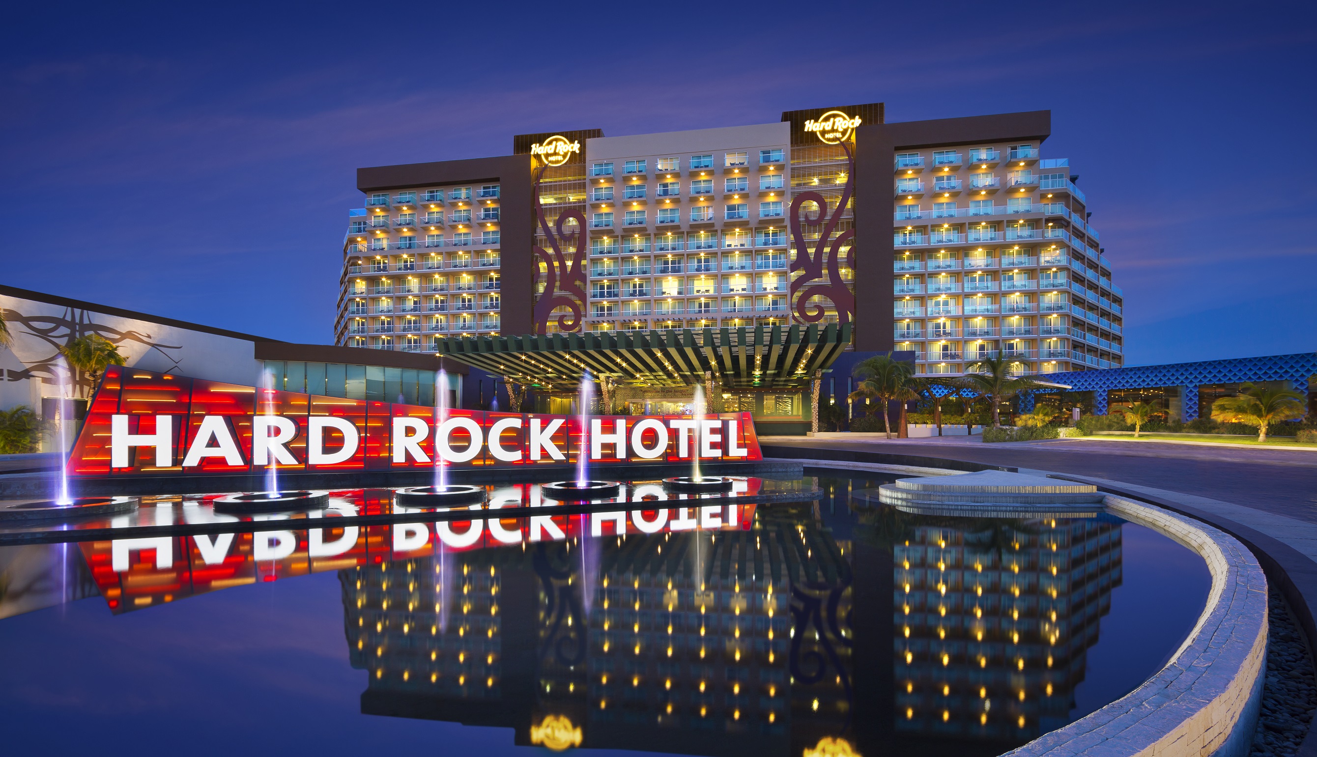 Book your wedding day in Hard Rock Hotel Cancún